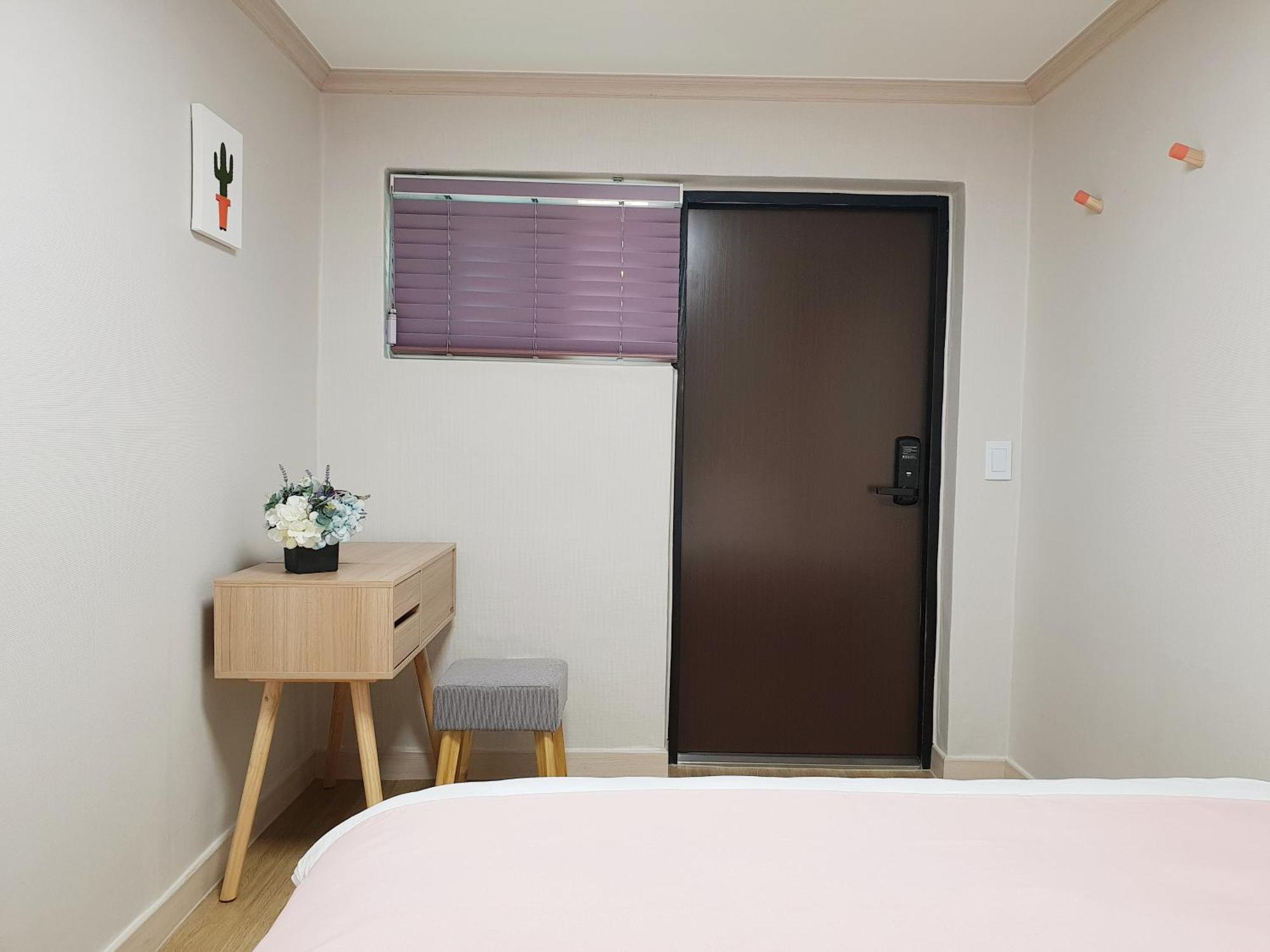 Dal Garam Guesthouse Каннын Экстерьер фото