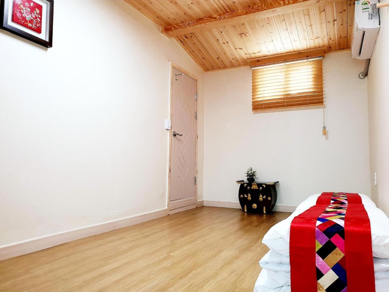 Dal Garam Guesthouse Каннын Экстерьер фото